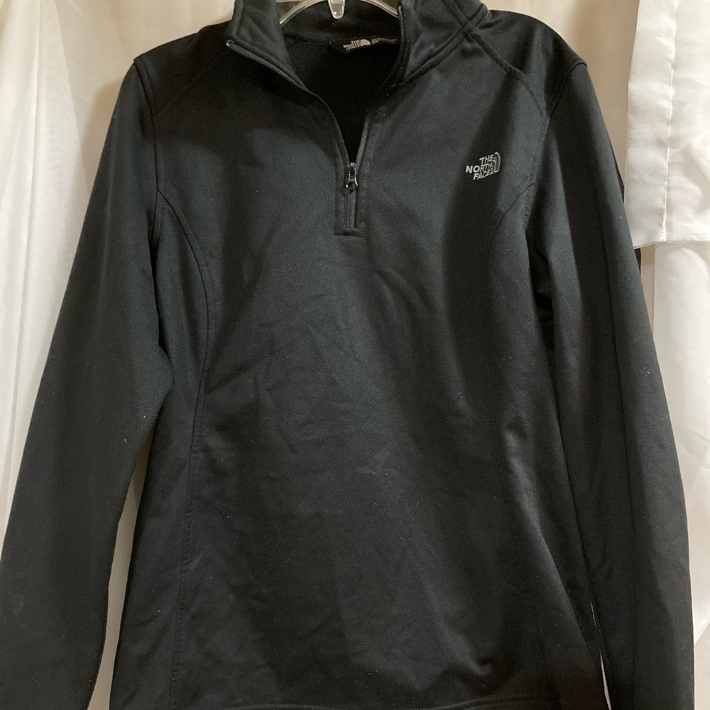 The North Face Quarter Zip Pullover